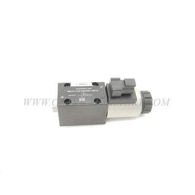 60275751 صمام الملف اللولبي لقطع غيار الرافعات الهيدروليكية لـ SANY 4WE6Y-L68 / EG24NK7