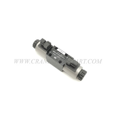 60283589 صمام التحكم الاتجاهي المشغل بملف لولبي لـ SANY 4WE6E-L68 / EG24NK7